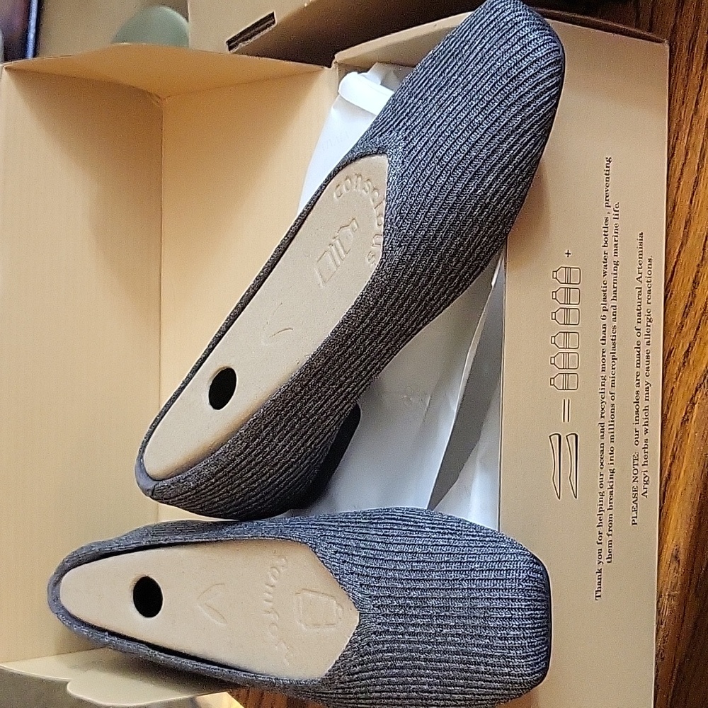 Vivaia flats, size eu38, grey